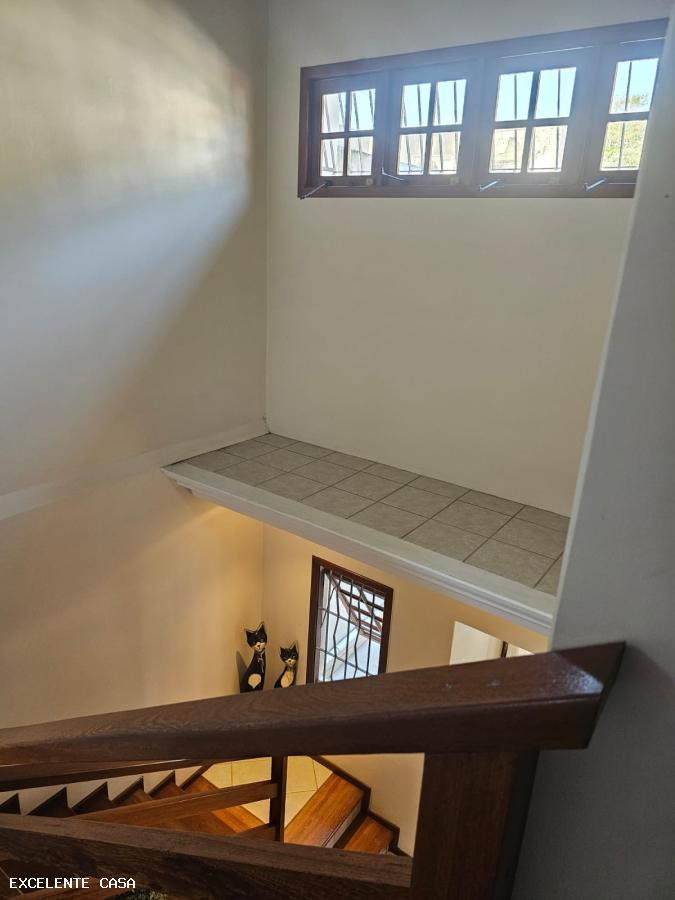 Casa, 3 quartos, 250 m² - Foto 13